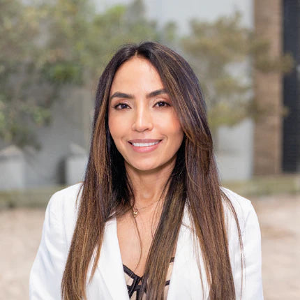 ¡Conoce los alimentos que pueden estar aumentando la grasa en tu piel con la Dra Jenny González!